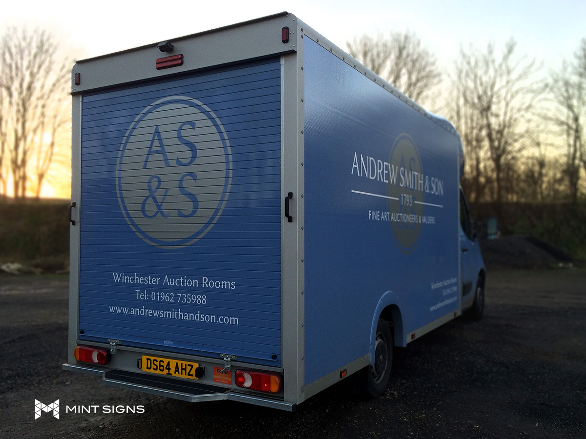 andrew-smith-and-son-large-transport-graphics