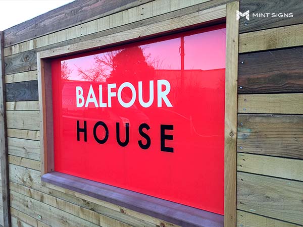 balfour-house-ext-acrylic-sign