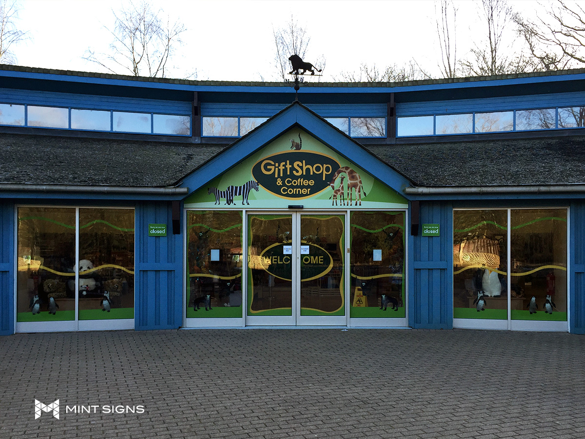 marwell-zoo-gift-shop-exterior