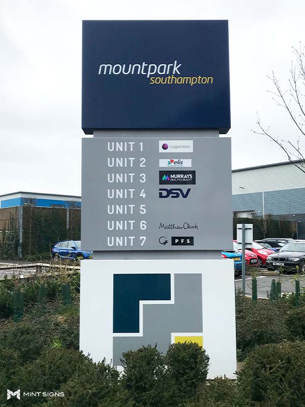 mount-park-southampton-monolith