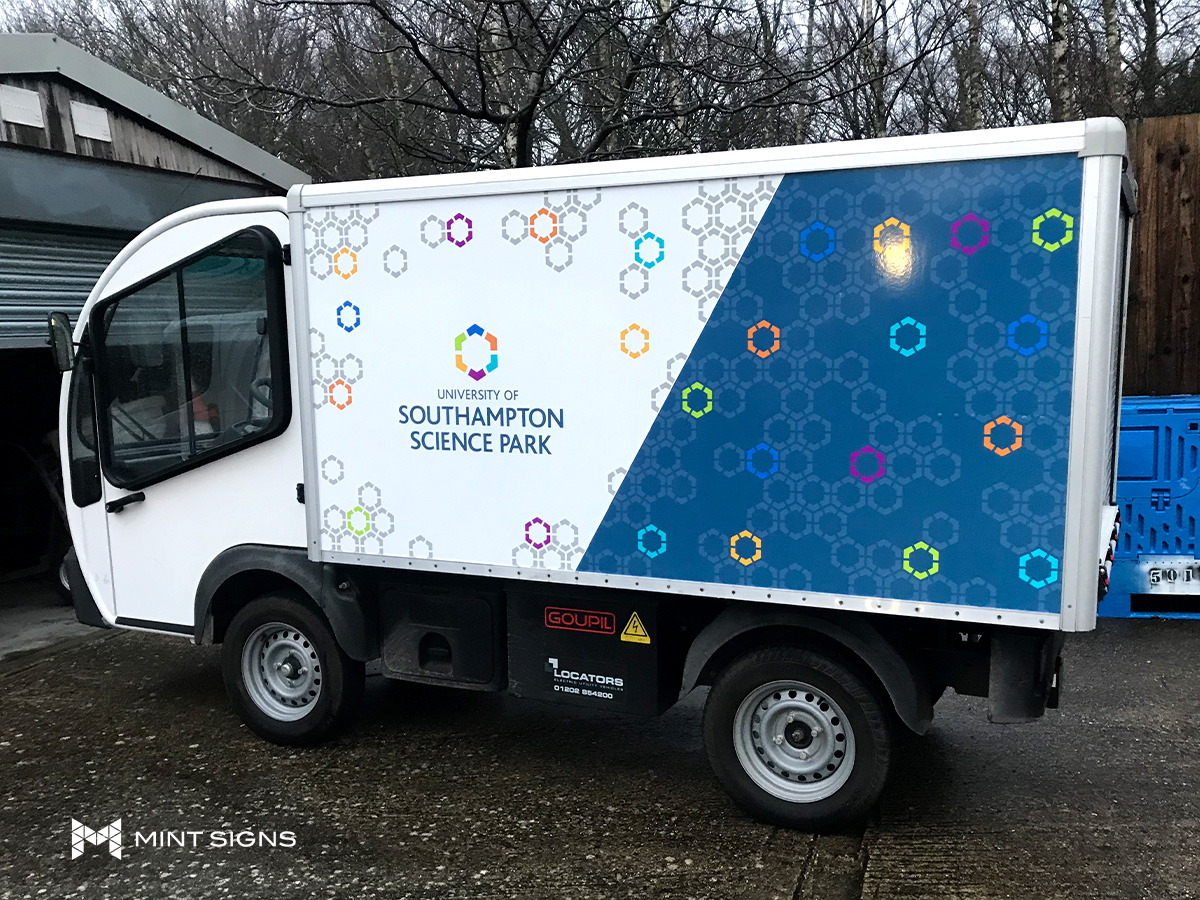 soton-science-centre-truck-large-transport-graphics